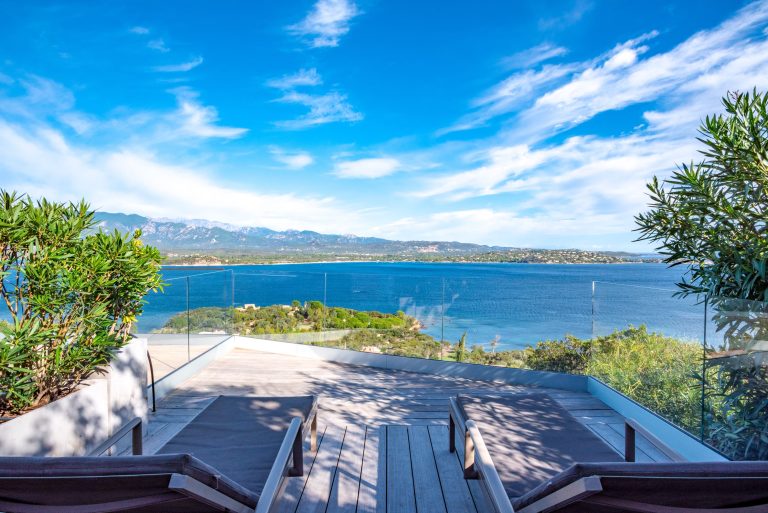 Les Hauts de Pavellone, à louer mini villa T3