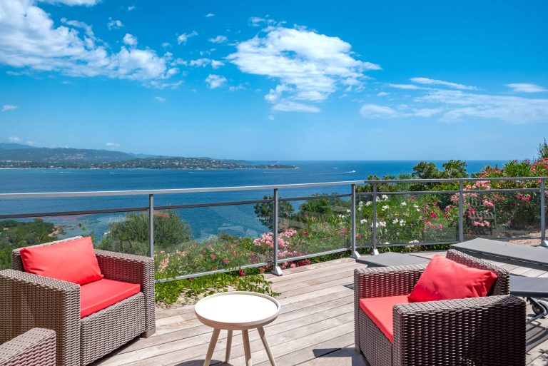Les Hauts de Pavellone, mini villa T3 sup. à louer